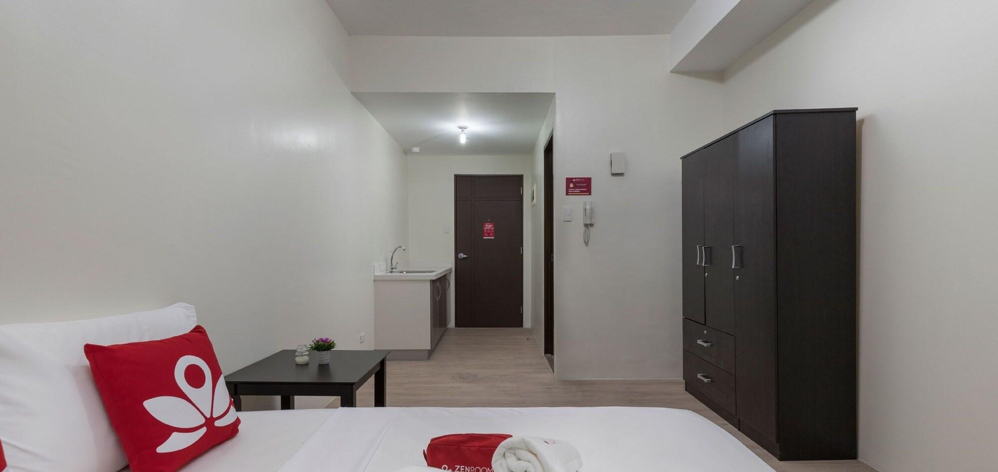 Zen Rooms Vinia Edsa Q.C. ケソンシティ エクステリア 写真
